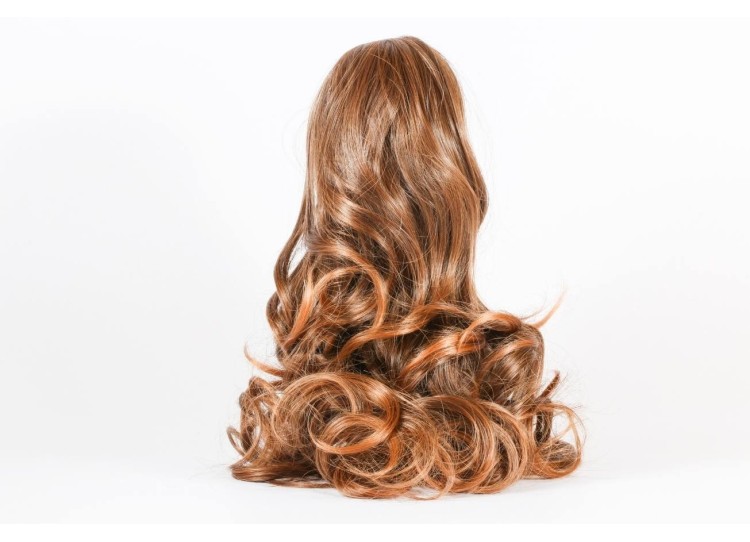 Mitos y verdades de las pelucas de pelo natural y sintético